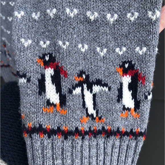 Northern Reflections Cotton Mix Crew Neck  Sweater - penguins in snow - L - Picture 3 of 7